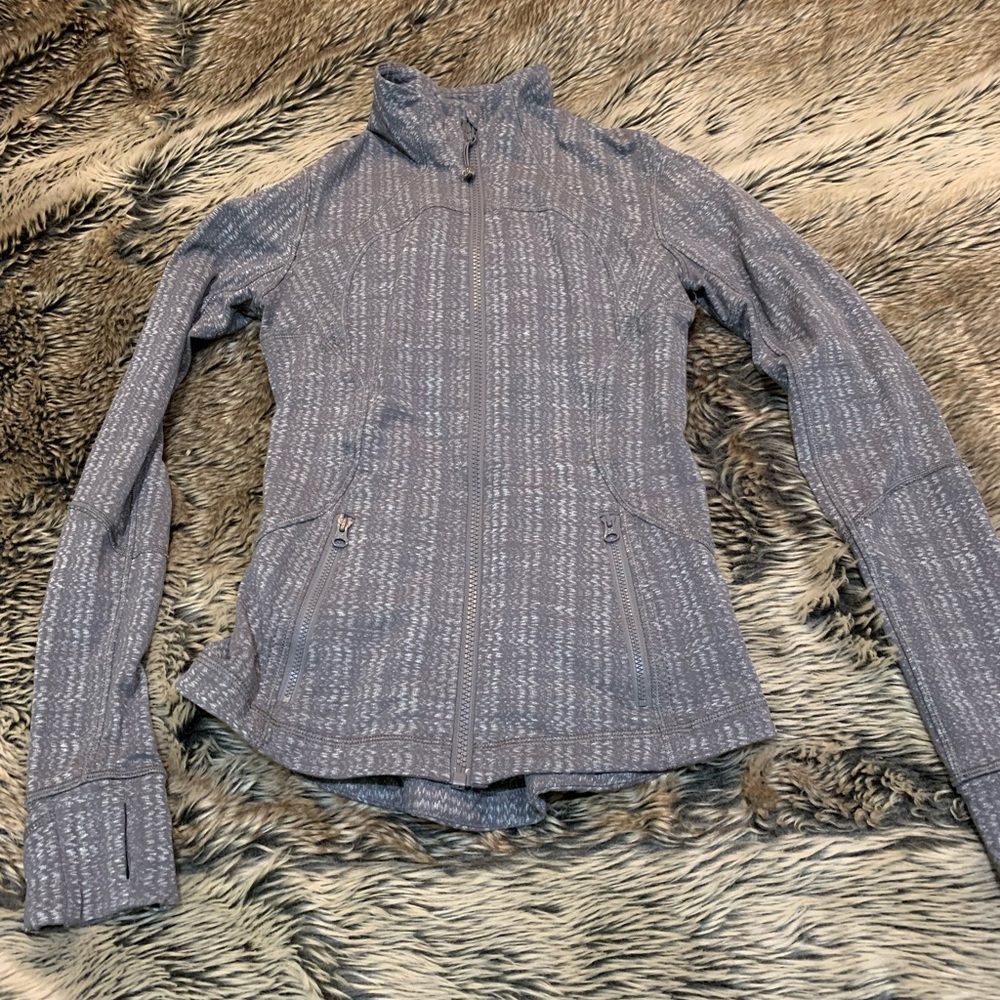 Lululemon Forme Jacket *Cuffins
Ziggy Wee October Angel Wing Size 4